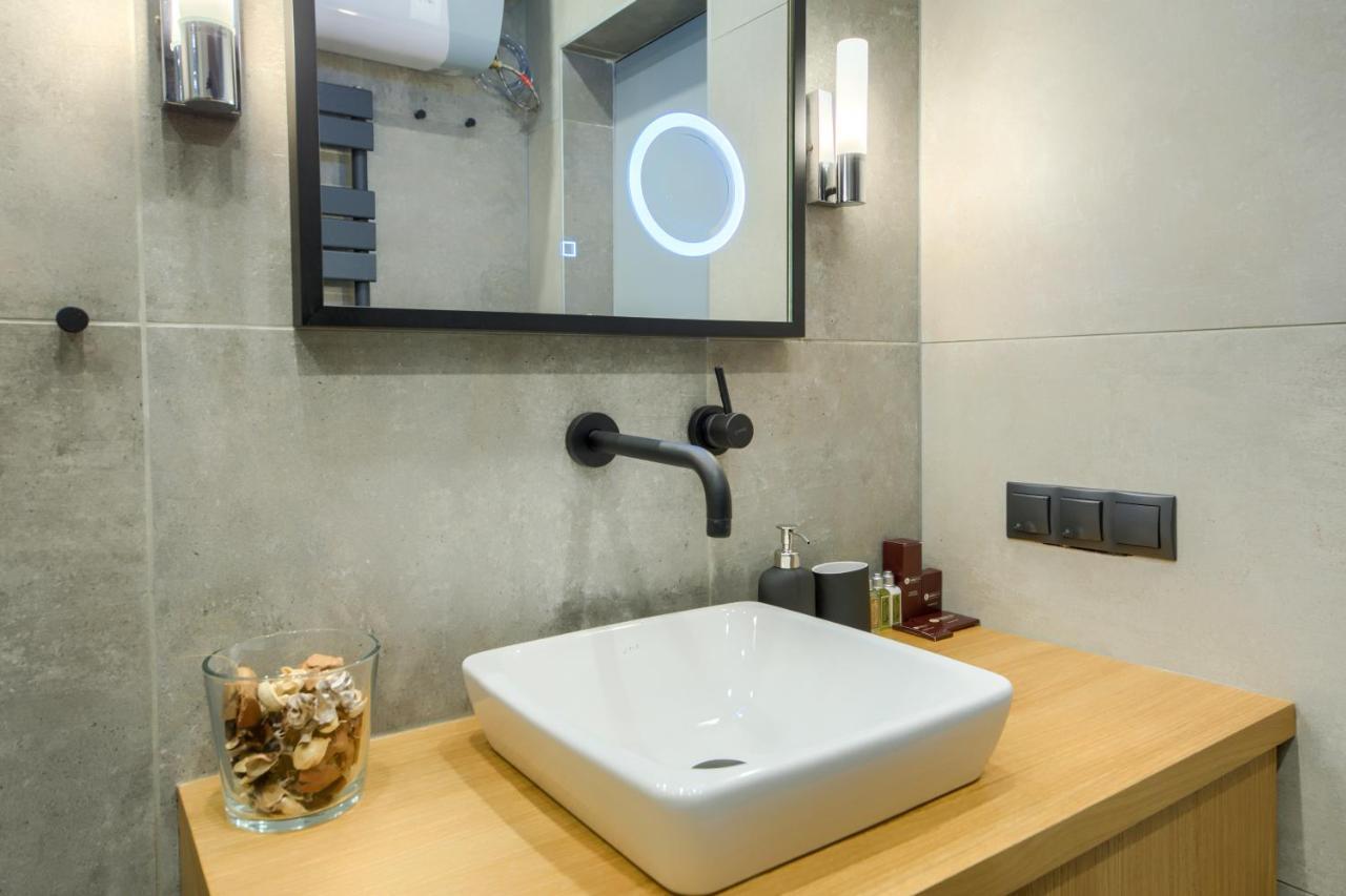 Premium Apartments Lovely 2Bd Near The Parliament Sofia Zewnętrze zdjęcie